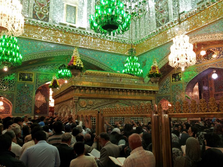 Récompenses Remportées Par Les Nuits De Mashhad L'histoire du mausolée de l’imam Ali Al-Redha (as) à Mashhad en Iran